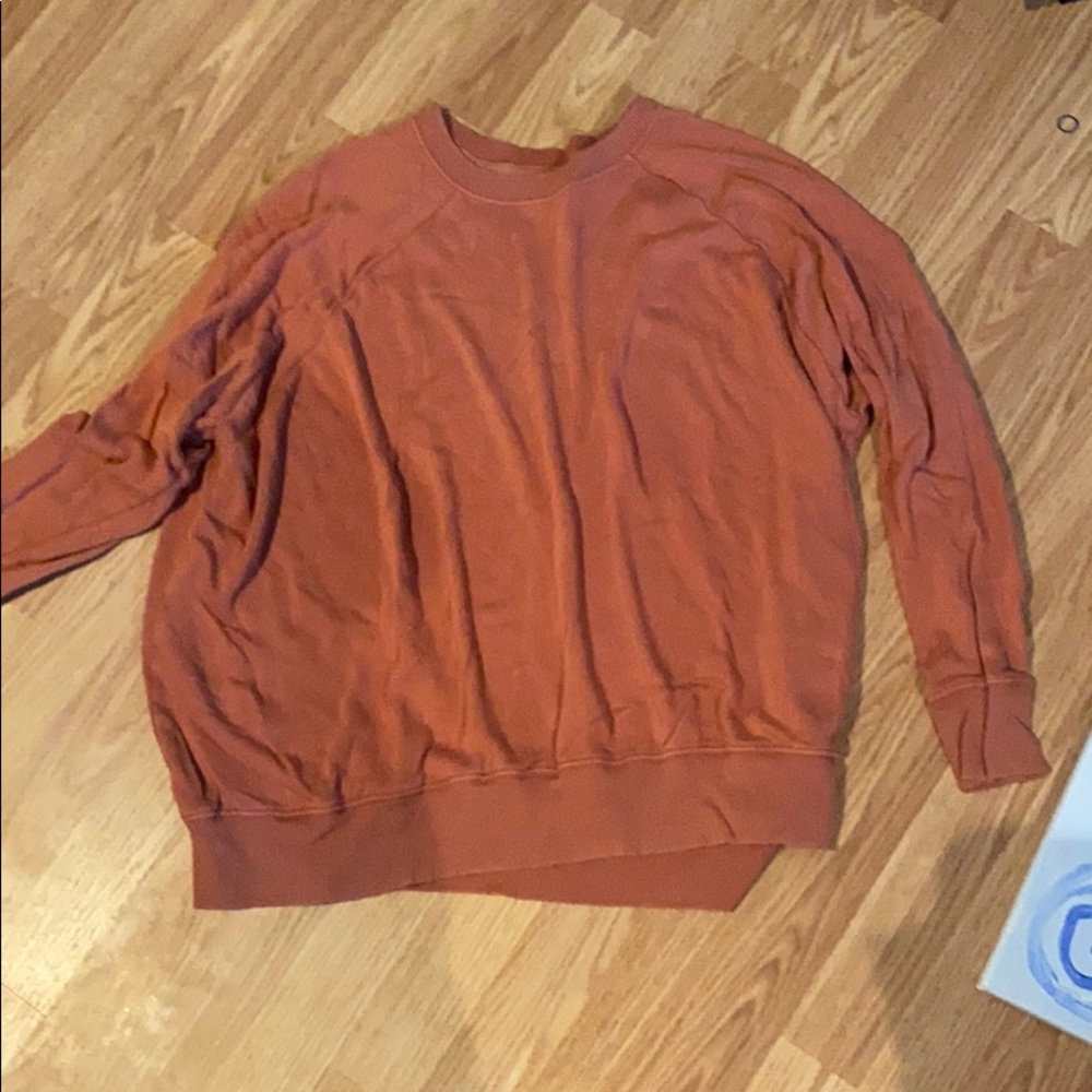 sweatshirt